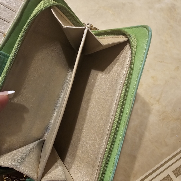 CHANEL WALLET - Picture 9 of 10